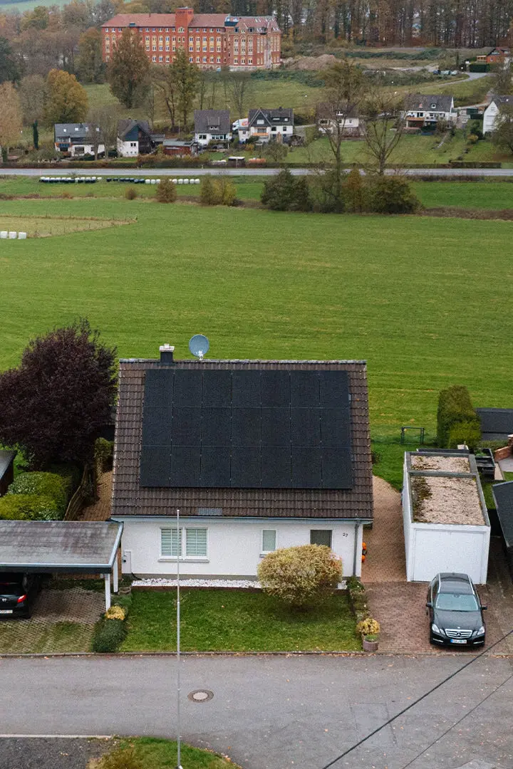 Photovoltaikanlage auf einem Einfamilienhaus